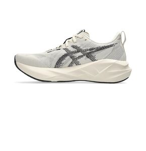 NWT: ASICS Mens Novablast Running Shoes